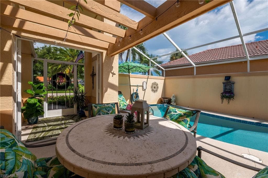 129 Sabal Lake DR-22