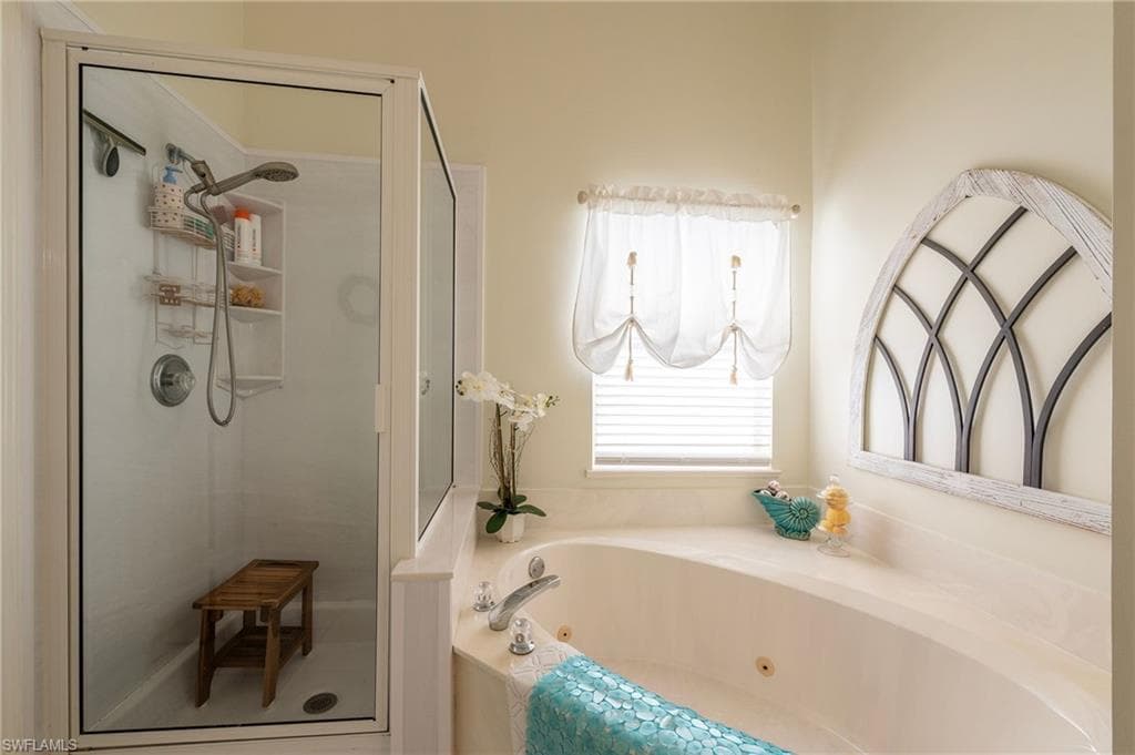 129 Sabal Lake DR-16