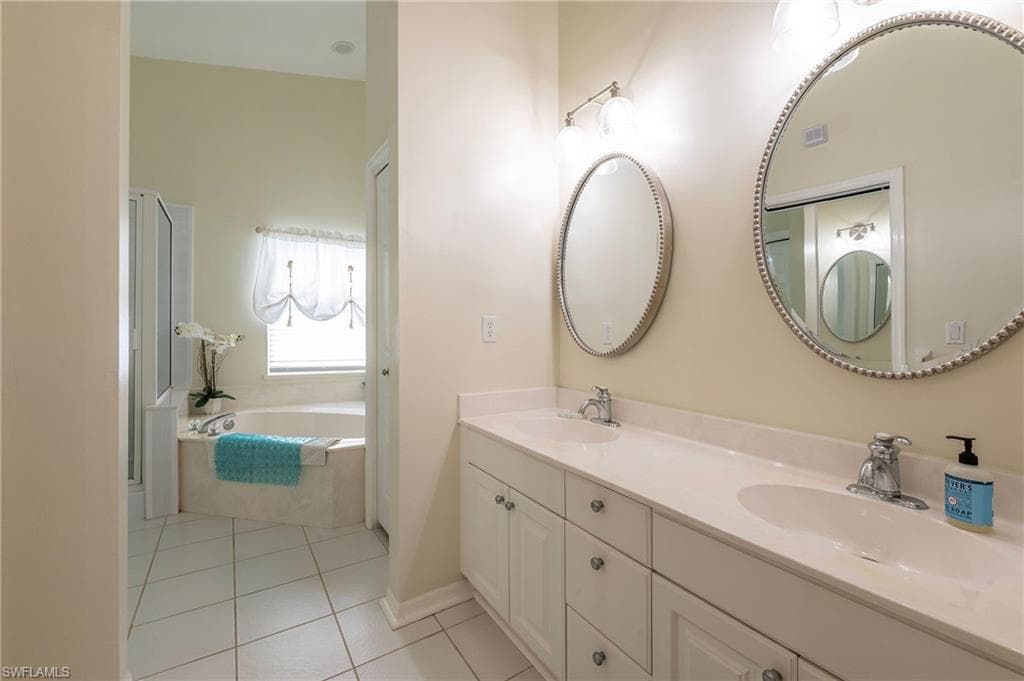 129 Sabal Lake DR-15