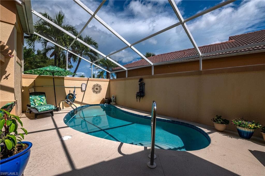129 Sabal Lake DR-21