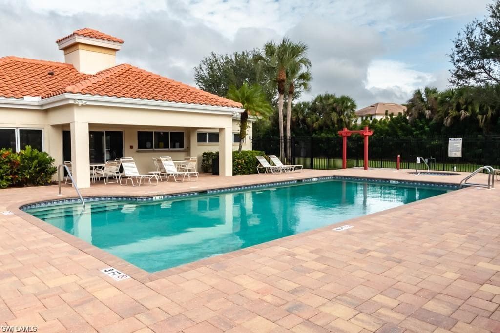 129 Sabal Lake DR-37