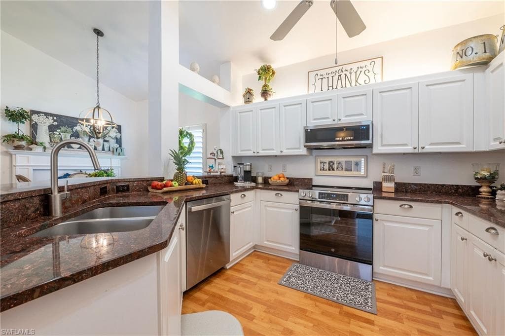 129 Sabal Lake DR-9