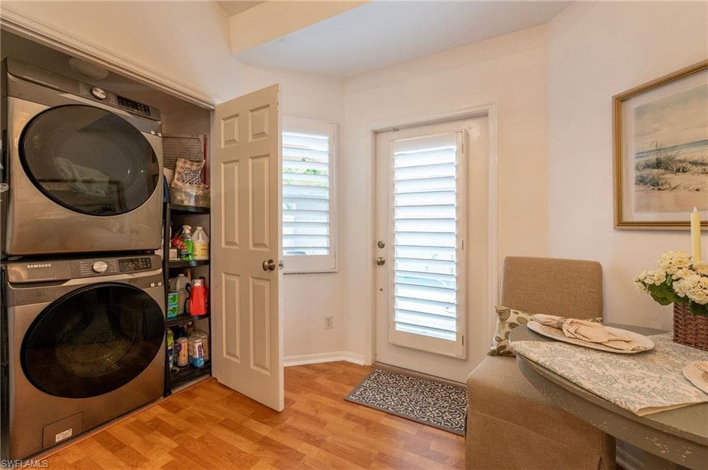 129 Sabal Lake DR-13