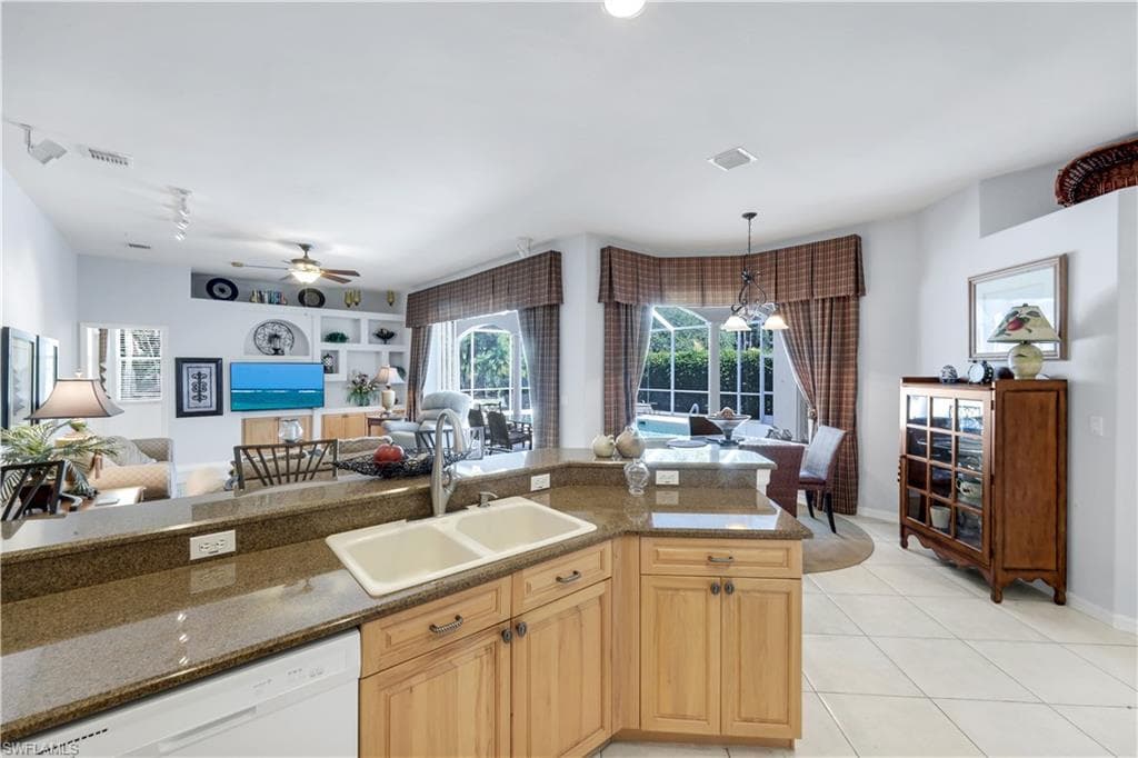 9550 Cedar Creek DR, BONITA SPRINGS FL 34135-5