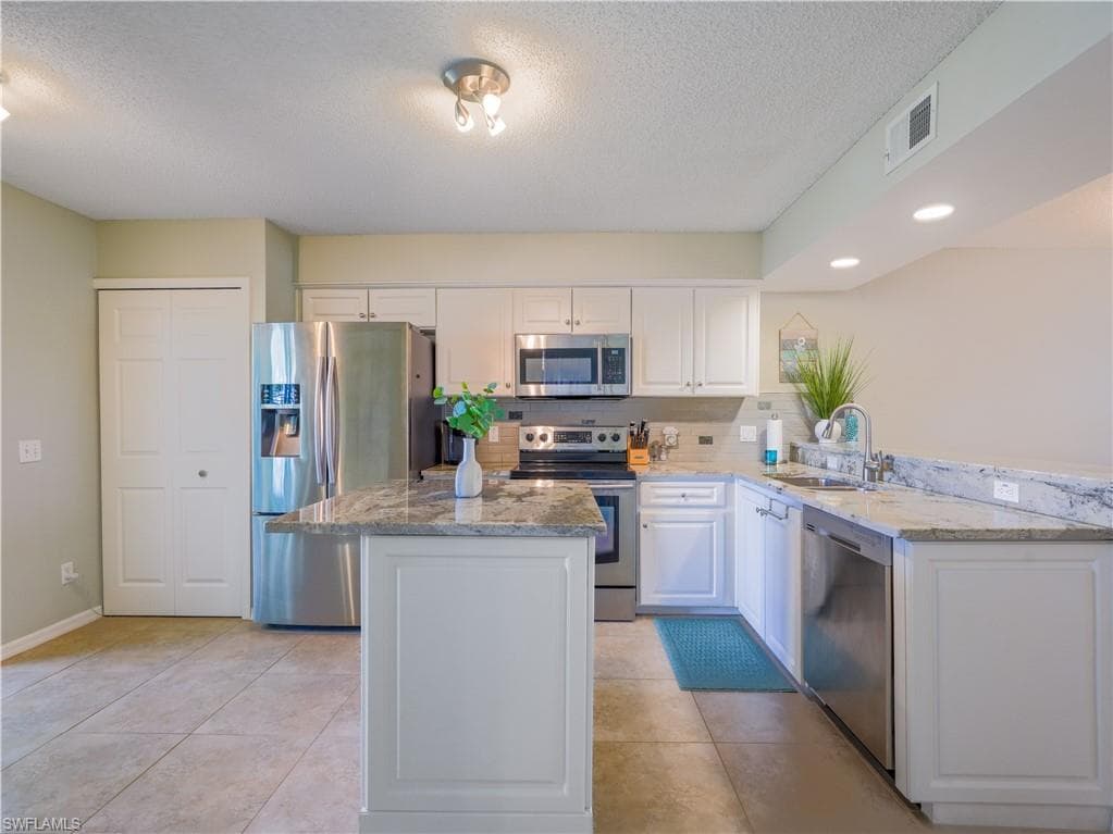 28770 Bermuda Bay WAY # 104, BONITA SPRINGS FL 34134-7