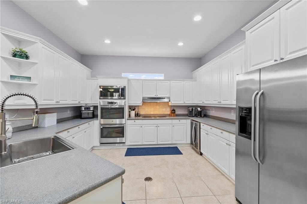 9701 Springlake CIR-12