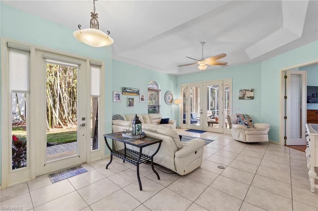 9701 Springlake CIR-4