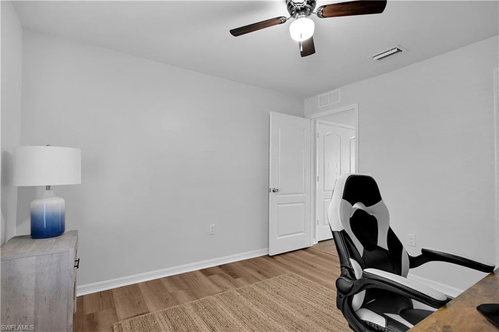 843 Lochman DR-25