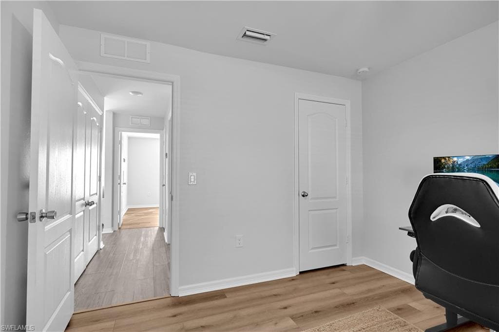 843 Lochman DR-27