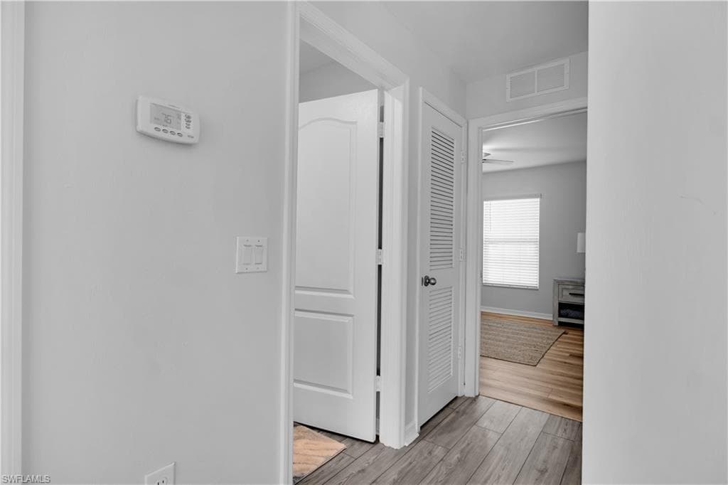 843 Lochman DR-19