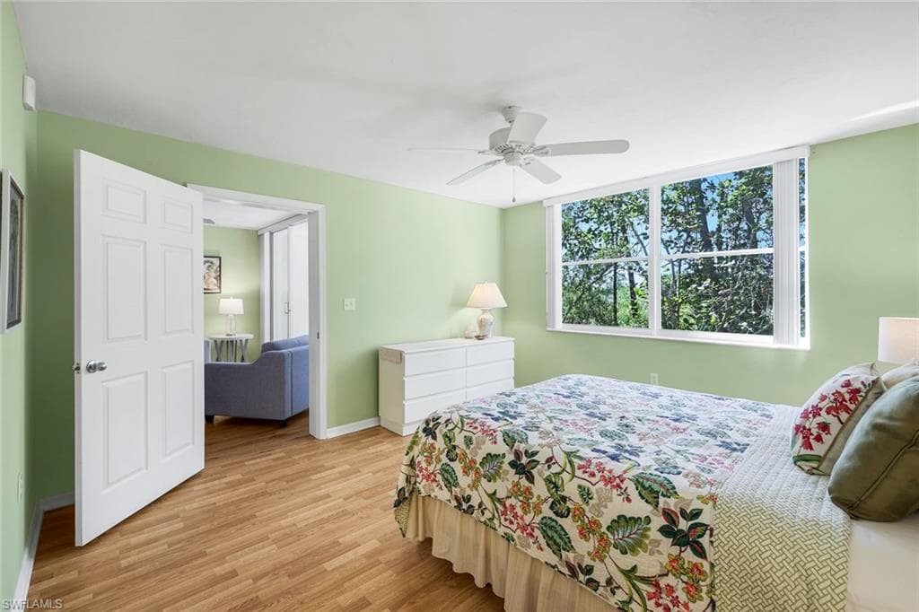 270 Naples Cove DR 3205-12