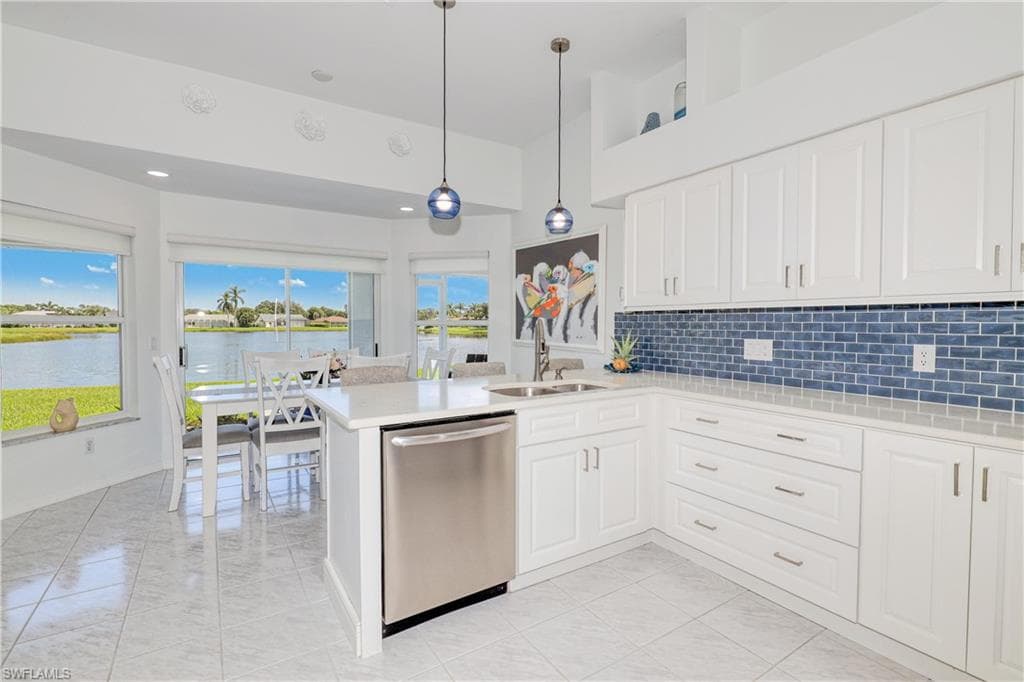 22589 Island Lakes DR, ESTERO FL 33928-11