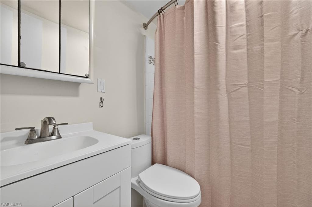 708 Victoria DR 212-16