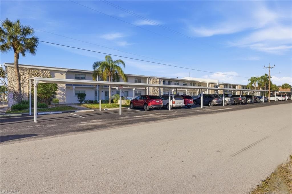 708 Victoria DR 212-24