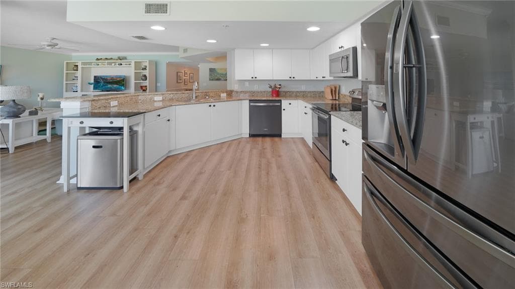 19870 Breckenridge DR 207-6