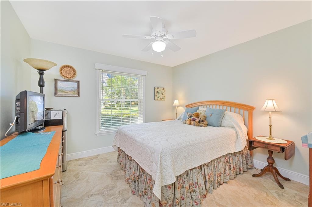 9252 Coral Isle WAY, FORT MYERS FL 33919-36
