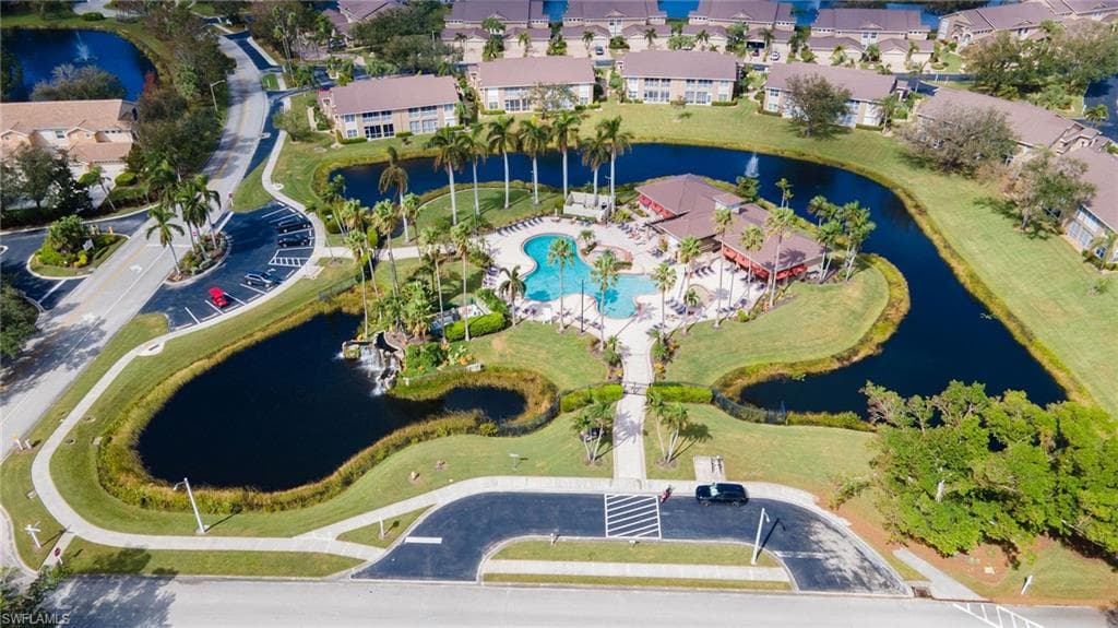 15069 Cloverdale DR-16
