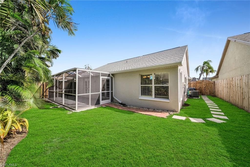 15069 Cloverdale DR-31