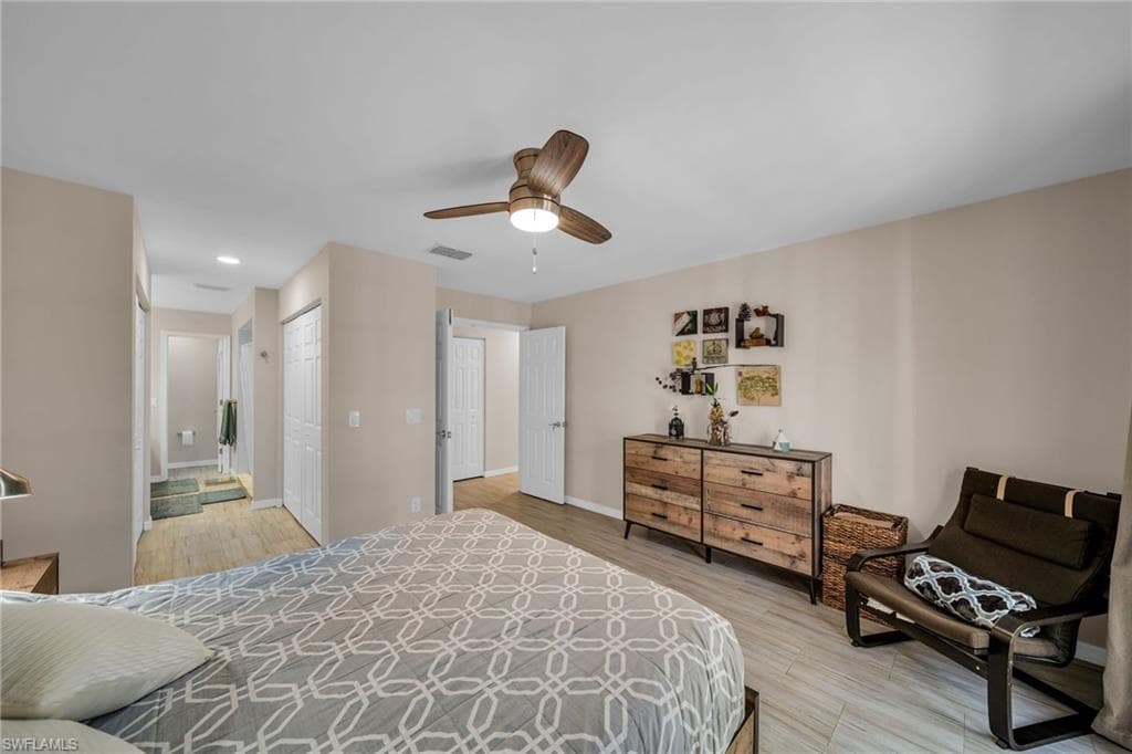 15069 Cloverdale DR-10