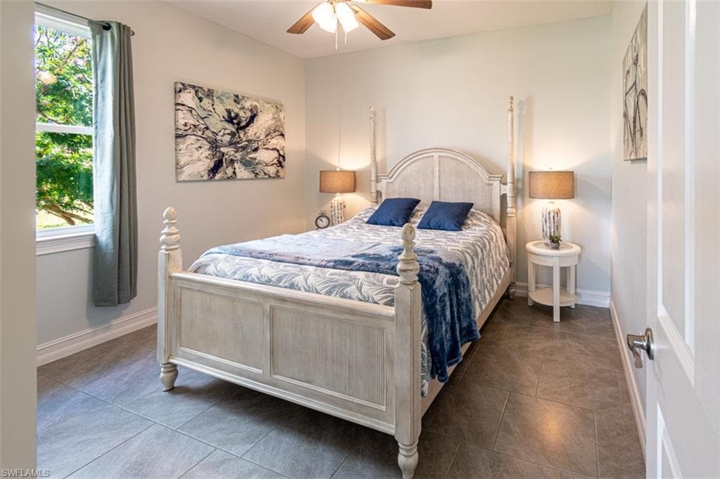 18702 Lake Hammock DR, NAPLES FL 34114-8