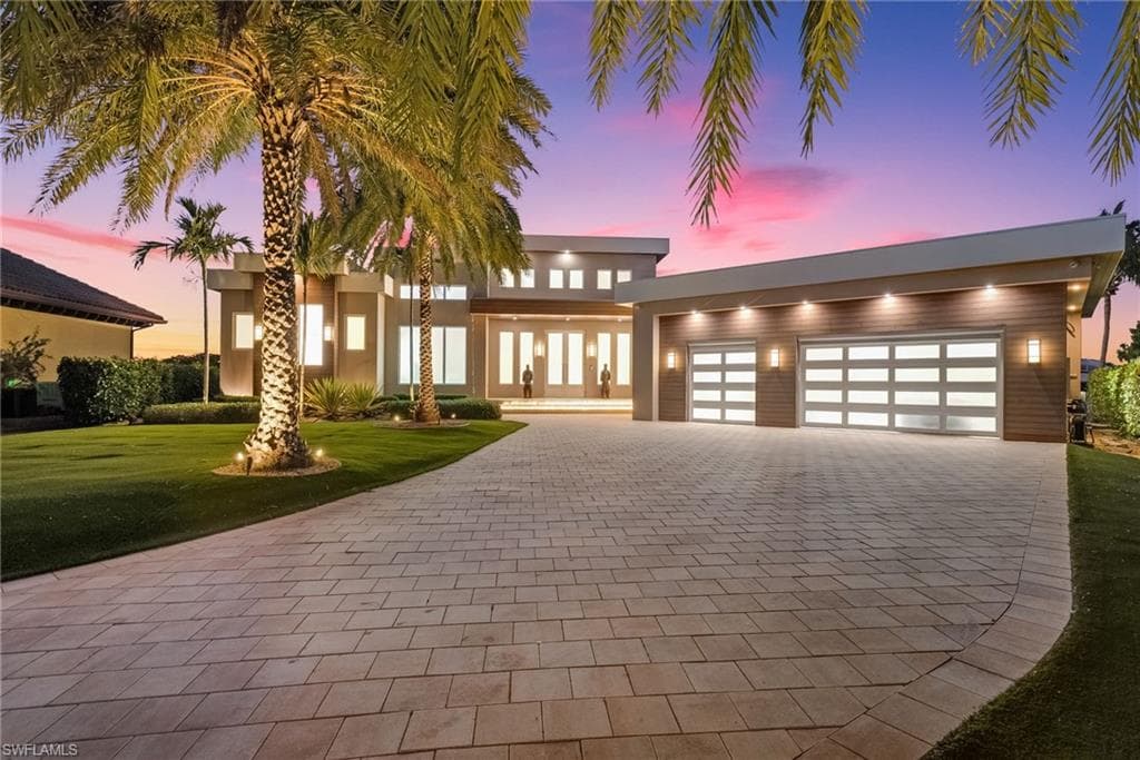 103 Montrose DR, FORT MYERS FL 33919-22