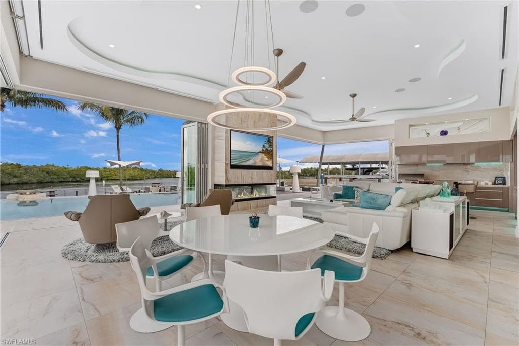 103 Montrose DR, FORT MYERS FL 33919-6