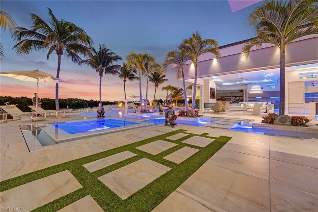 103 Montrose DR, FORT MYERS FL 33919-44