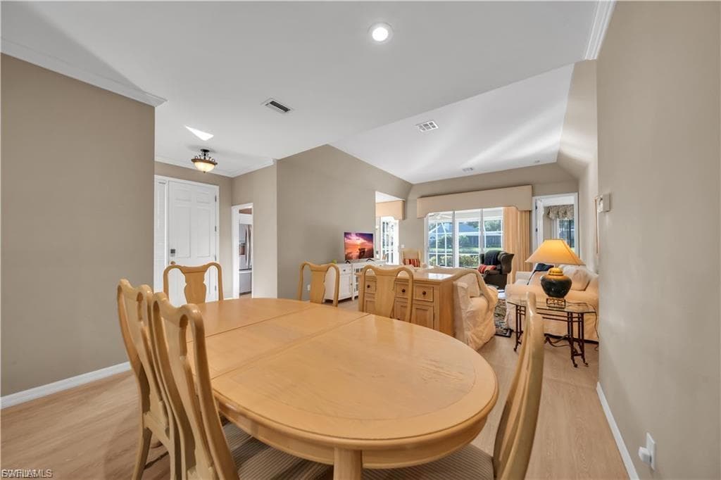 8601 Fairway Bend DR-9