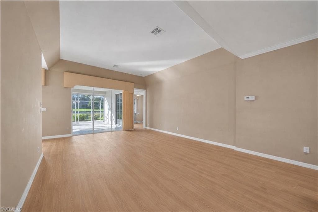 8601 Fairway Bend DR-24