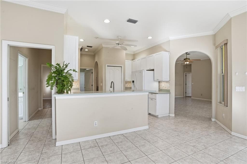 2265 Heritage Greens DR-9