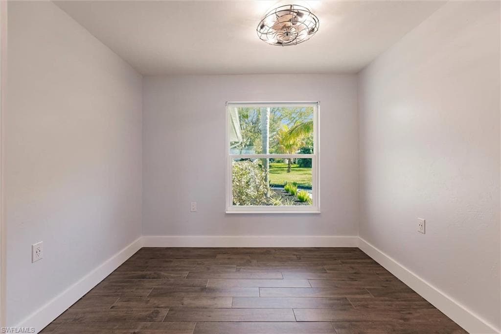 138 Riverview RD-35