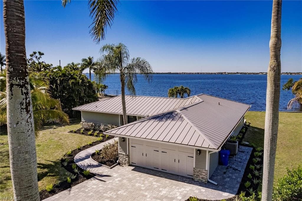 138 Riverview RD-44