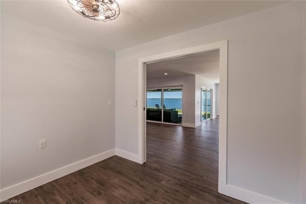 138 Riverview RD-36