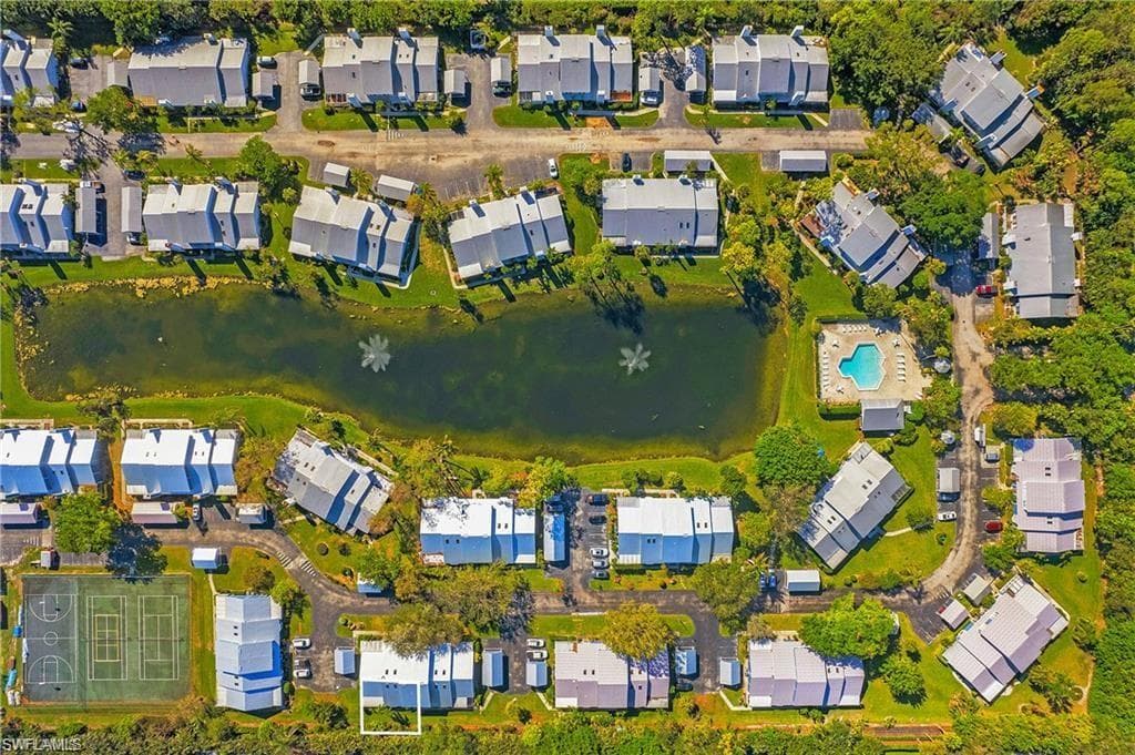3412 Timberwood CIR-26