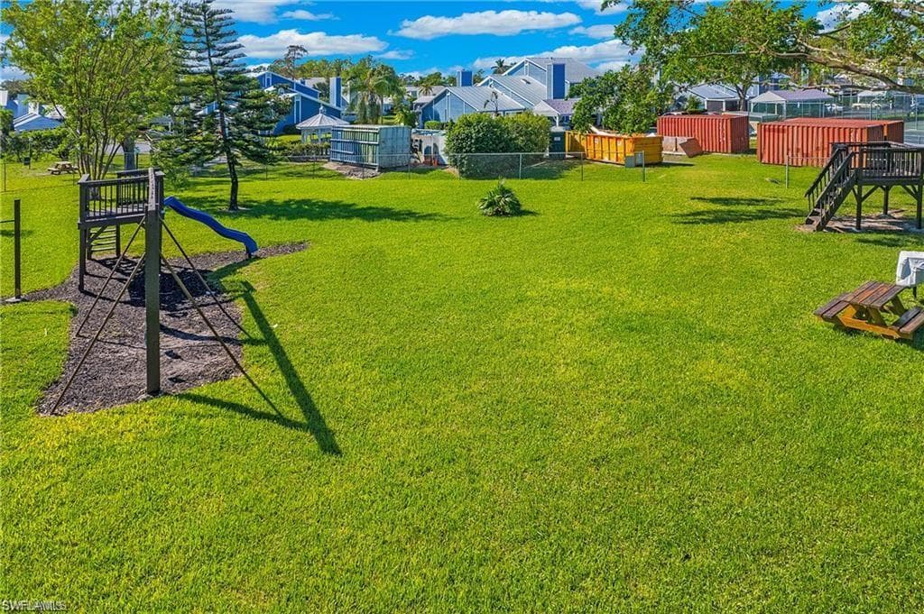 3412 Timberwood CIR-29