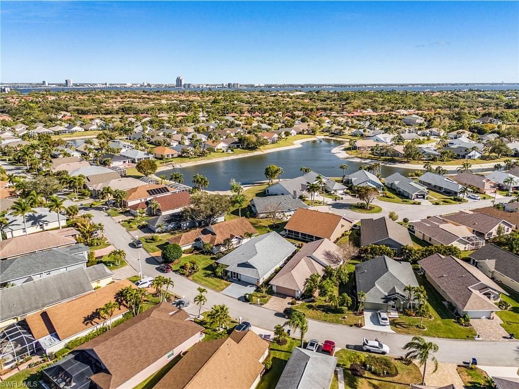 9391 Palm Island CIR, NORTH FORT MYERS FL 33903-20