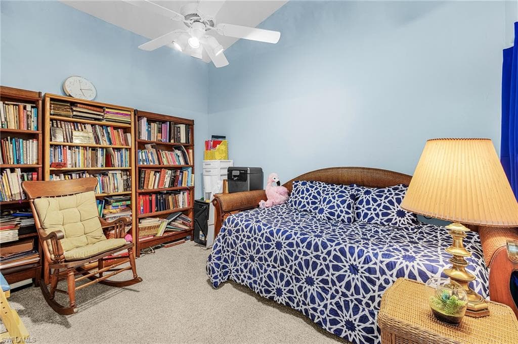 9391 Palm Island CIR, NORTH FORT MYERS FL 33903-14