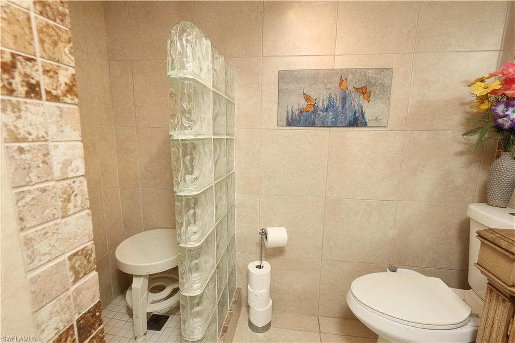 37 High Point CIR E 209-12