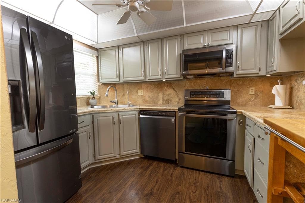 37 High Point CIR E 209-7
