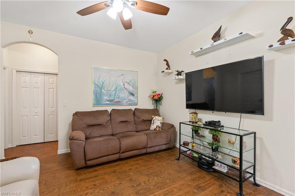 14941 Reflection Key CIR 622-8