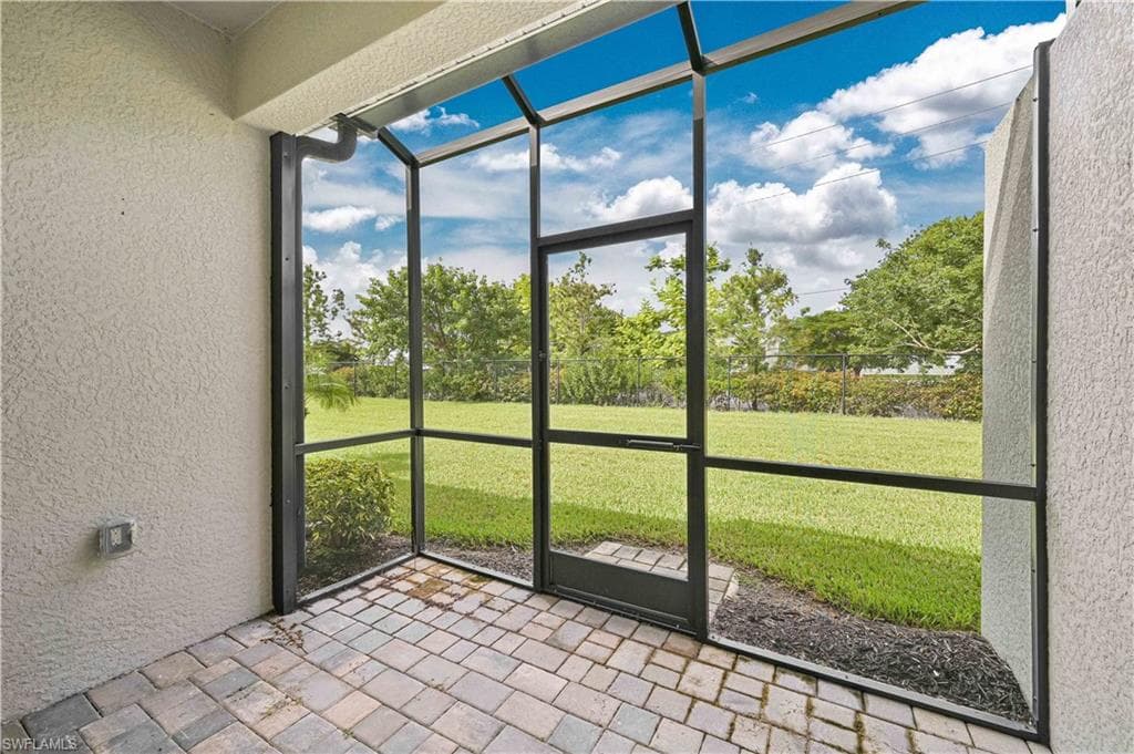 4316 Lemongrass DR-24
