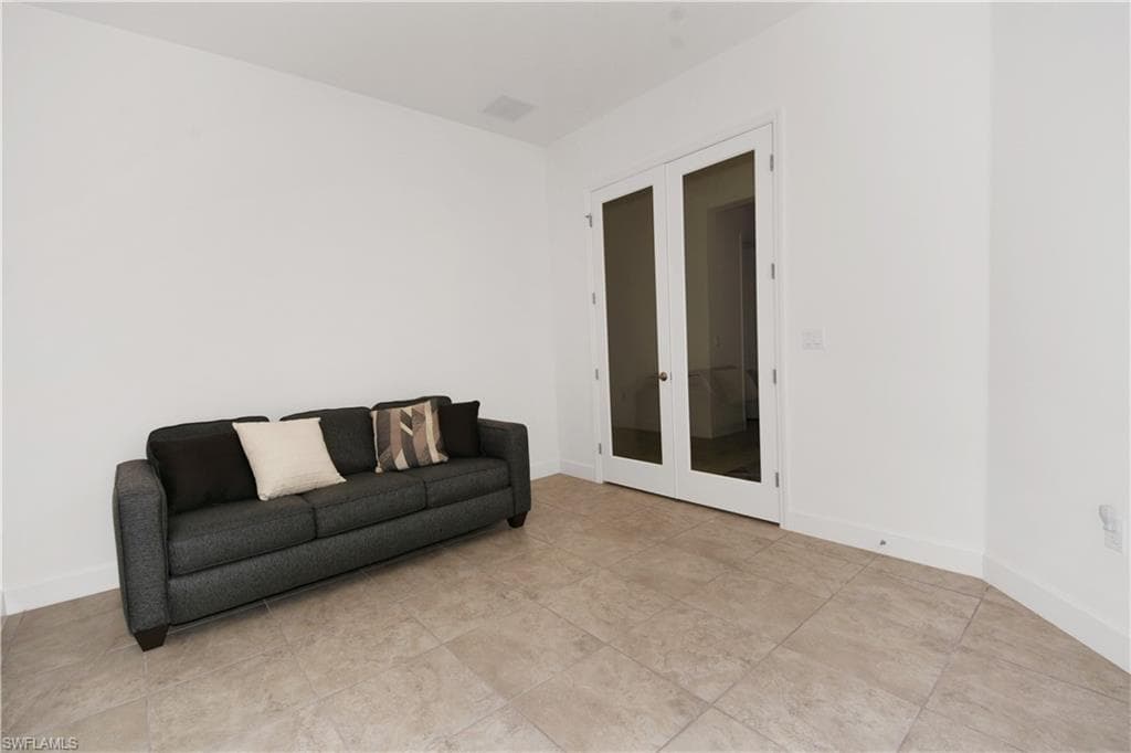 28559 Montecristo LOOP-6