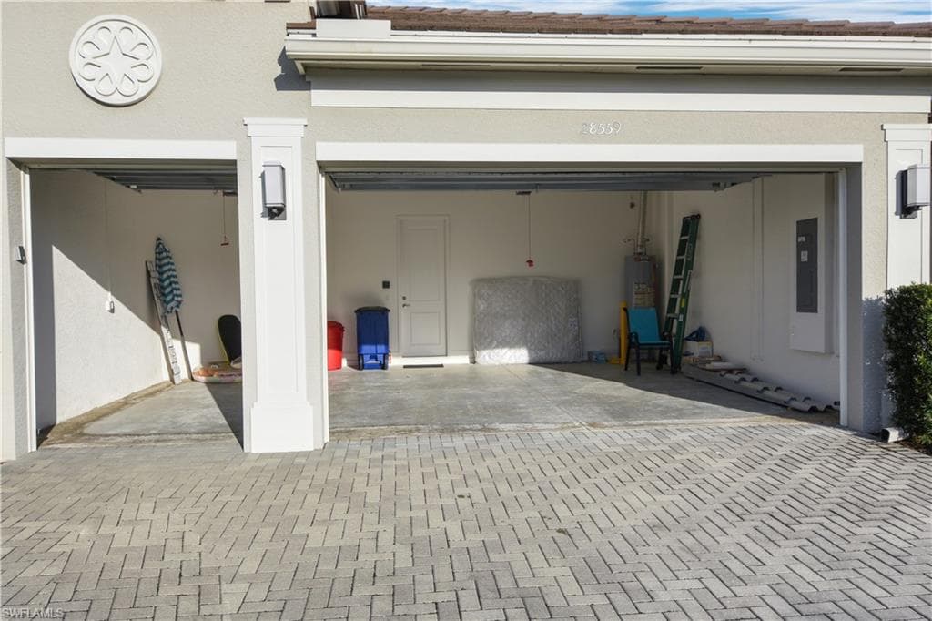 28559 Montecristo LOOP-19