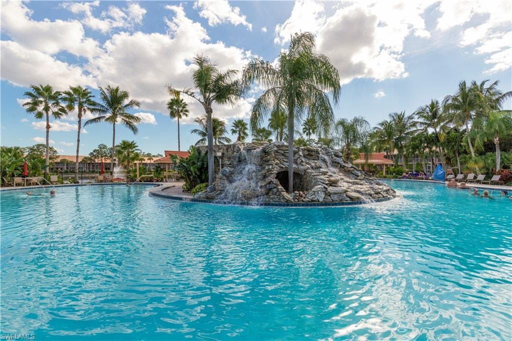 1635 Windy Pines DR # 2405, NAPLES FL 34112-26