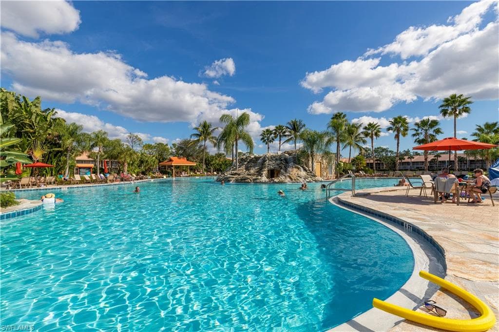 1635 Windy Pines DR # 2405, NAPLES FL 34112-28