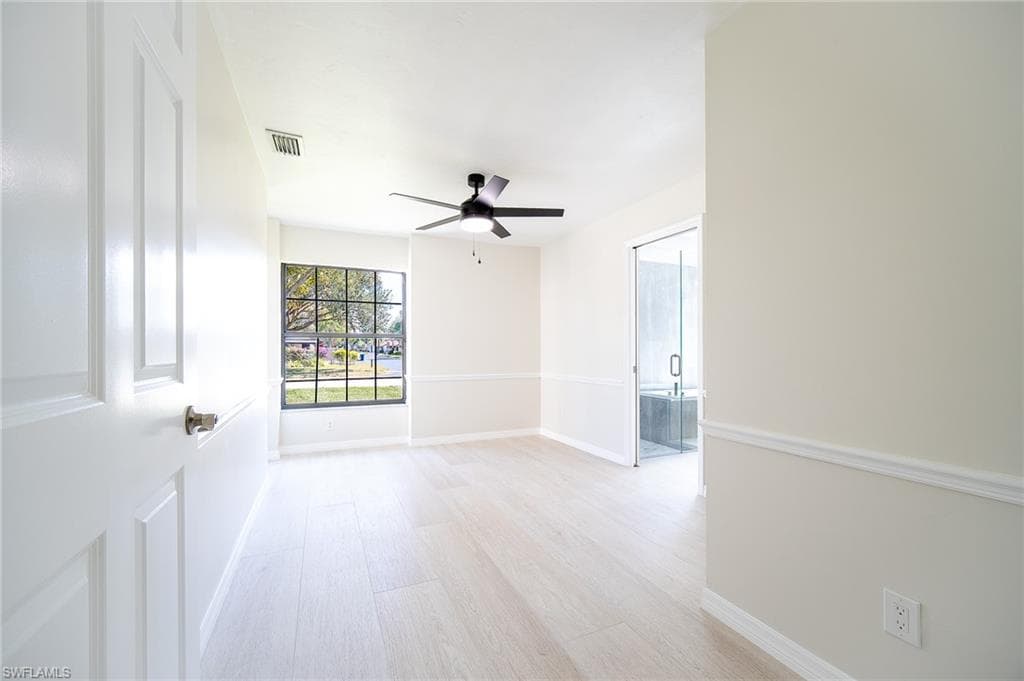 10731 Regent CIR-25