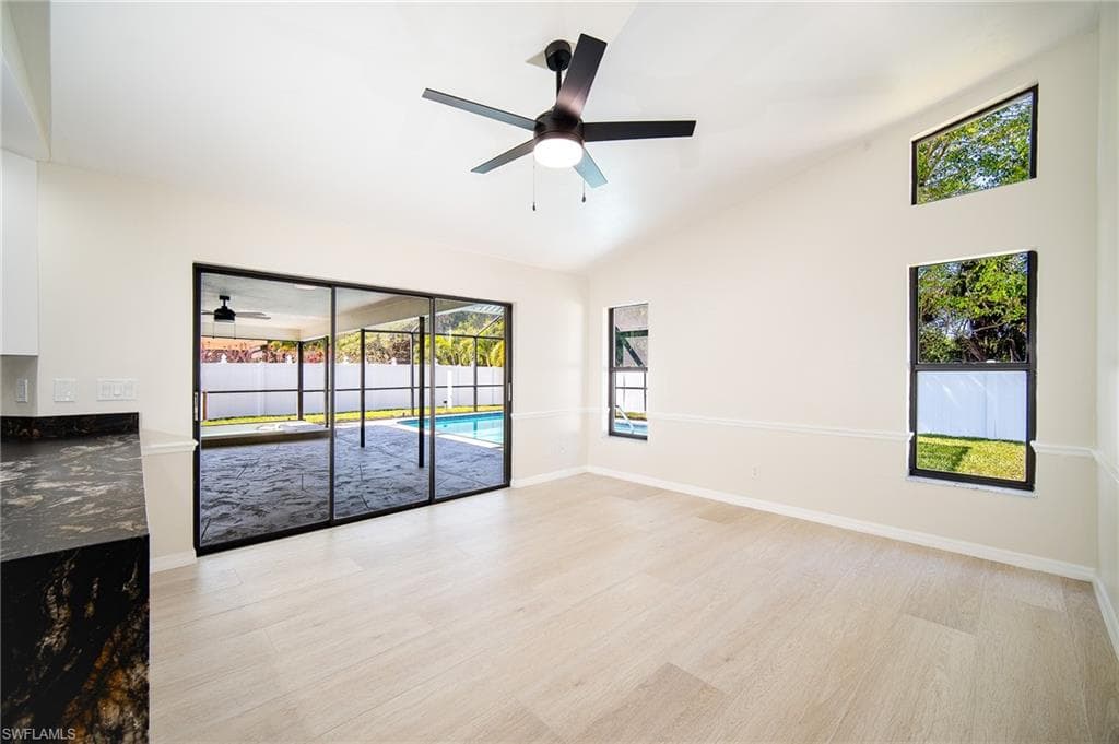 10731 Regent CIR-17
