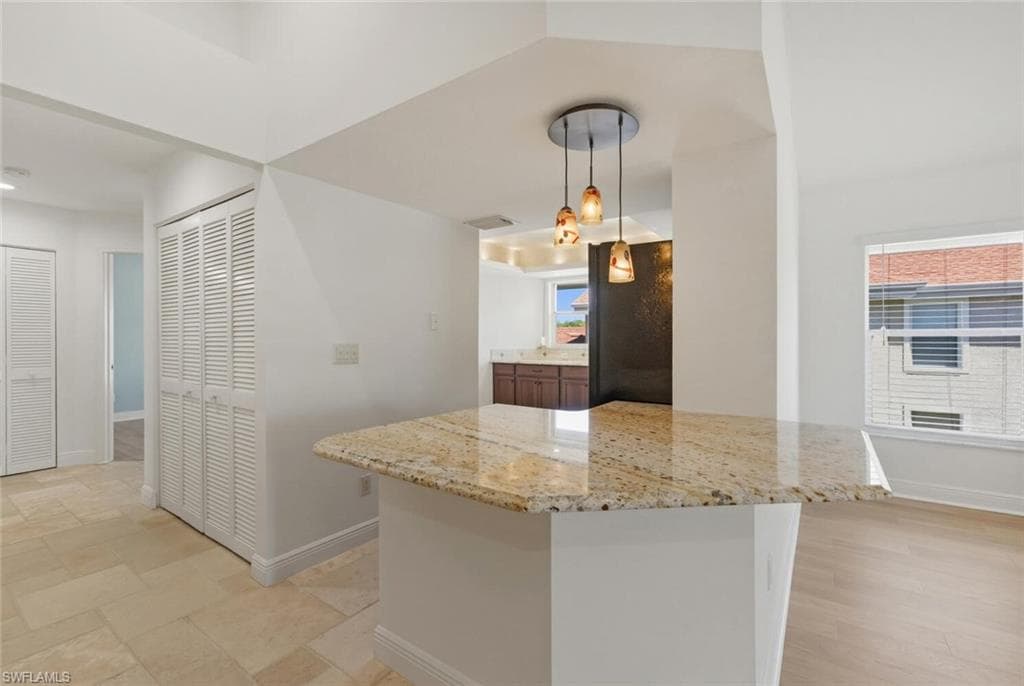 9844 Luna CIR # 201D, NAPLES FL 34109-13