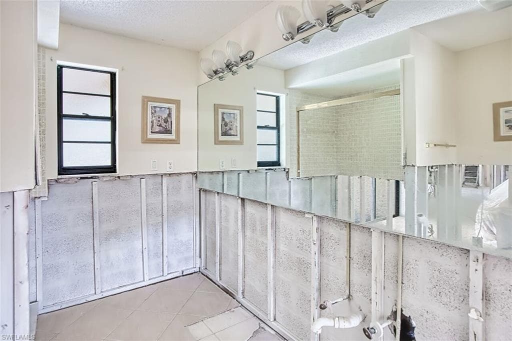 14922 Bonaire CIR-33