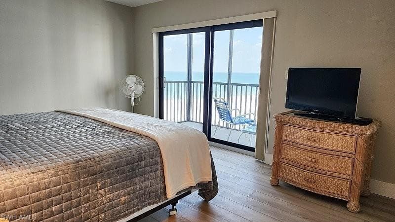 6612 Estero BLVD 1104-4